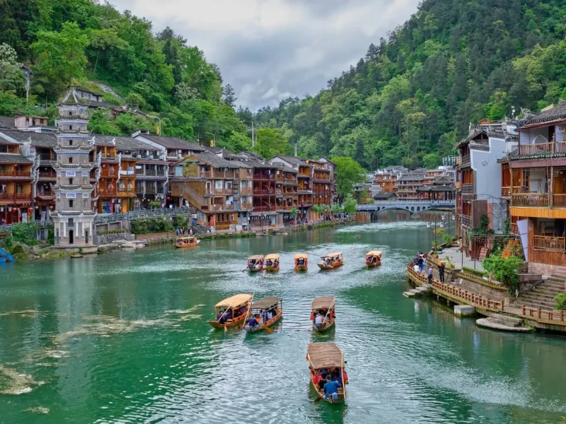 3e3444f081949f8920f39be39ee23175